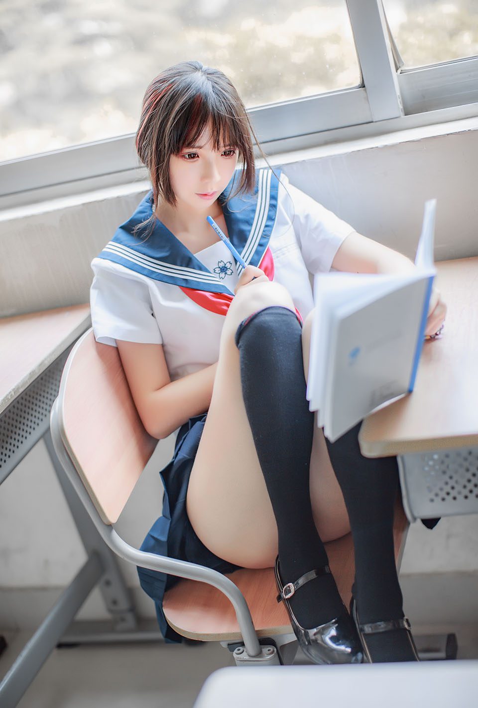 疯猫ss 同桌的水手服 [41P]