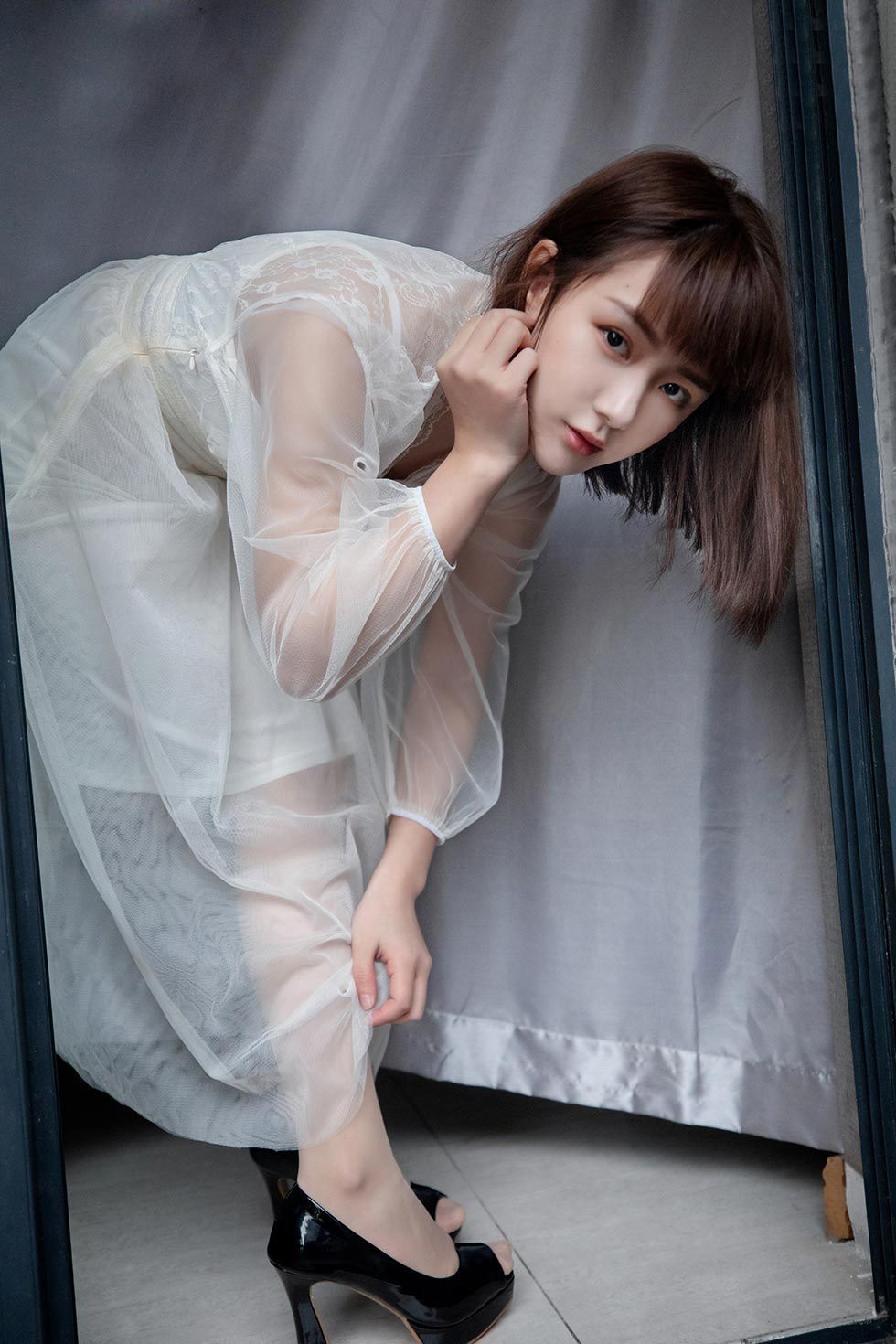 梦丝女神《莎莎》透明白纱裙 [64P]