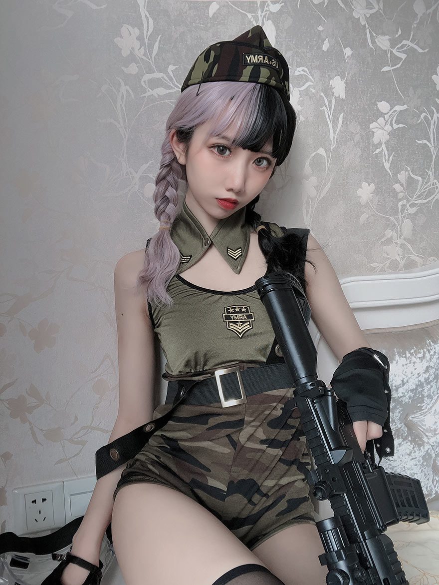 微博正妹《果咩酱w》战地甜心 [21P+5V]