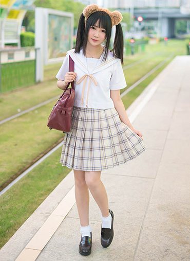 铭铭Kizami 今天铭铭是高中生 [98P]
