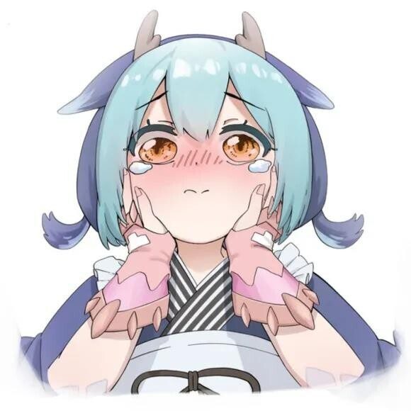 胖次假面妹巫女，总觉得在哪里见过