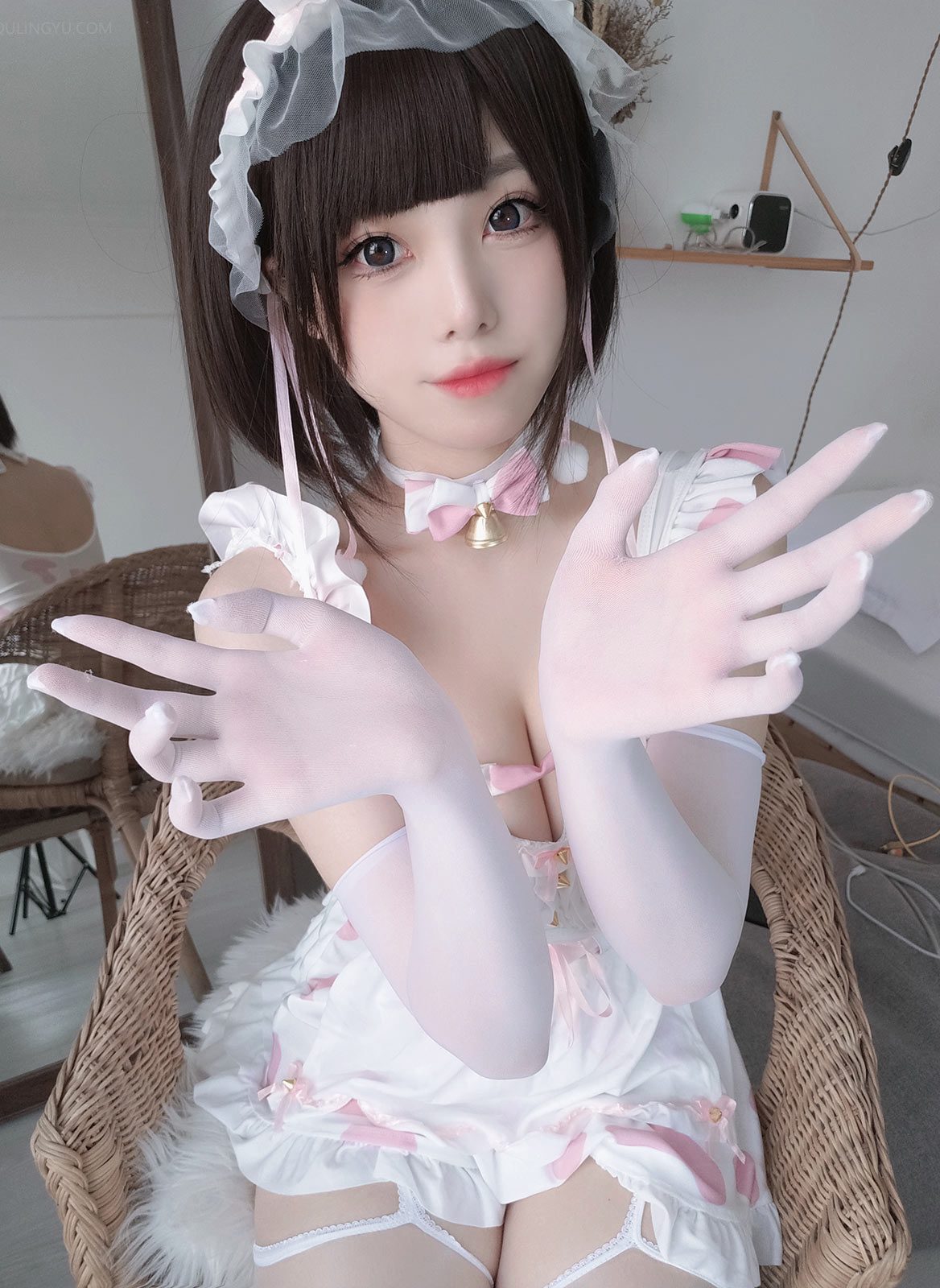 蜜汁猫裘 奶牛兔女仆 [38P+4V]