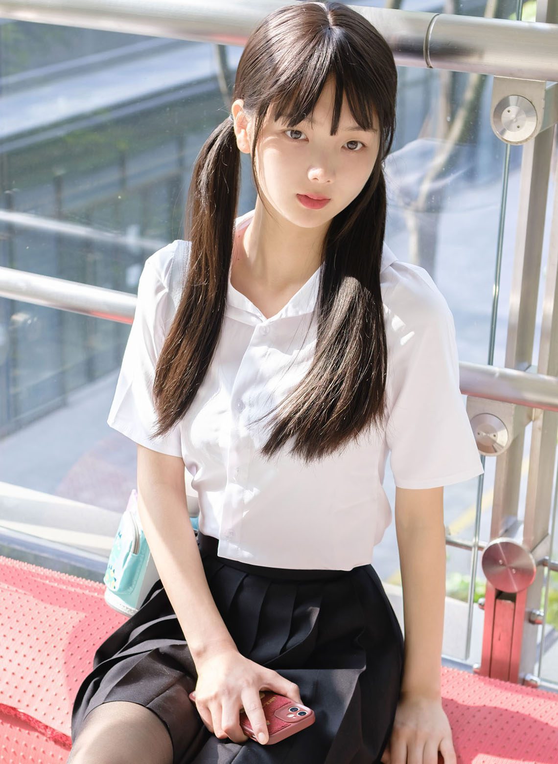 稚乖画册 赤西夜夜 逛街双马尾黑丝JK制服 60P