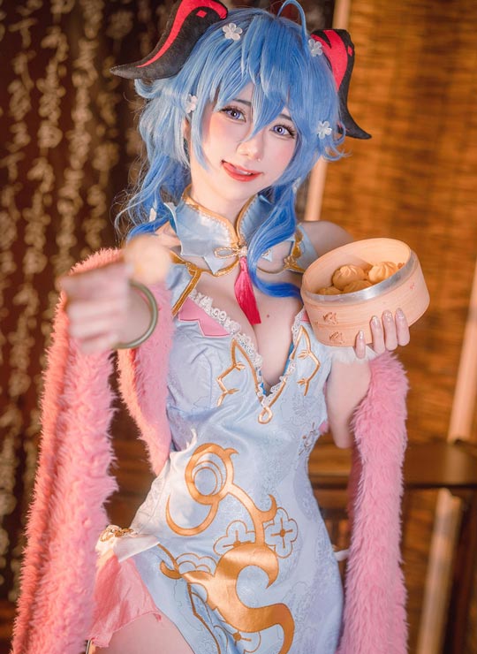 Sally Dorasnow - Ganyu QiPao 39P